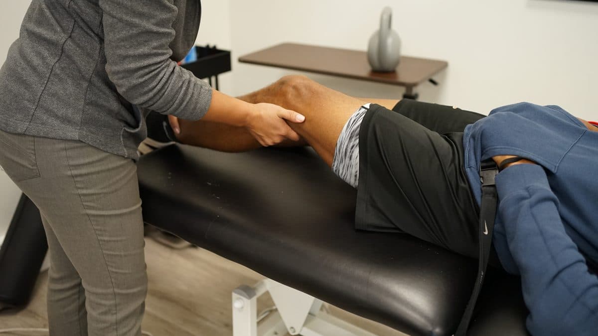 ACL, MCL & Meniscus Injuries treatment at NeoLife Physical Therapy